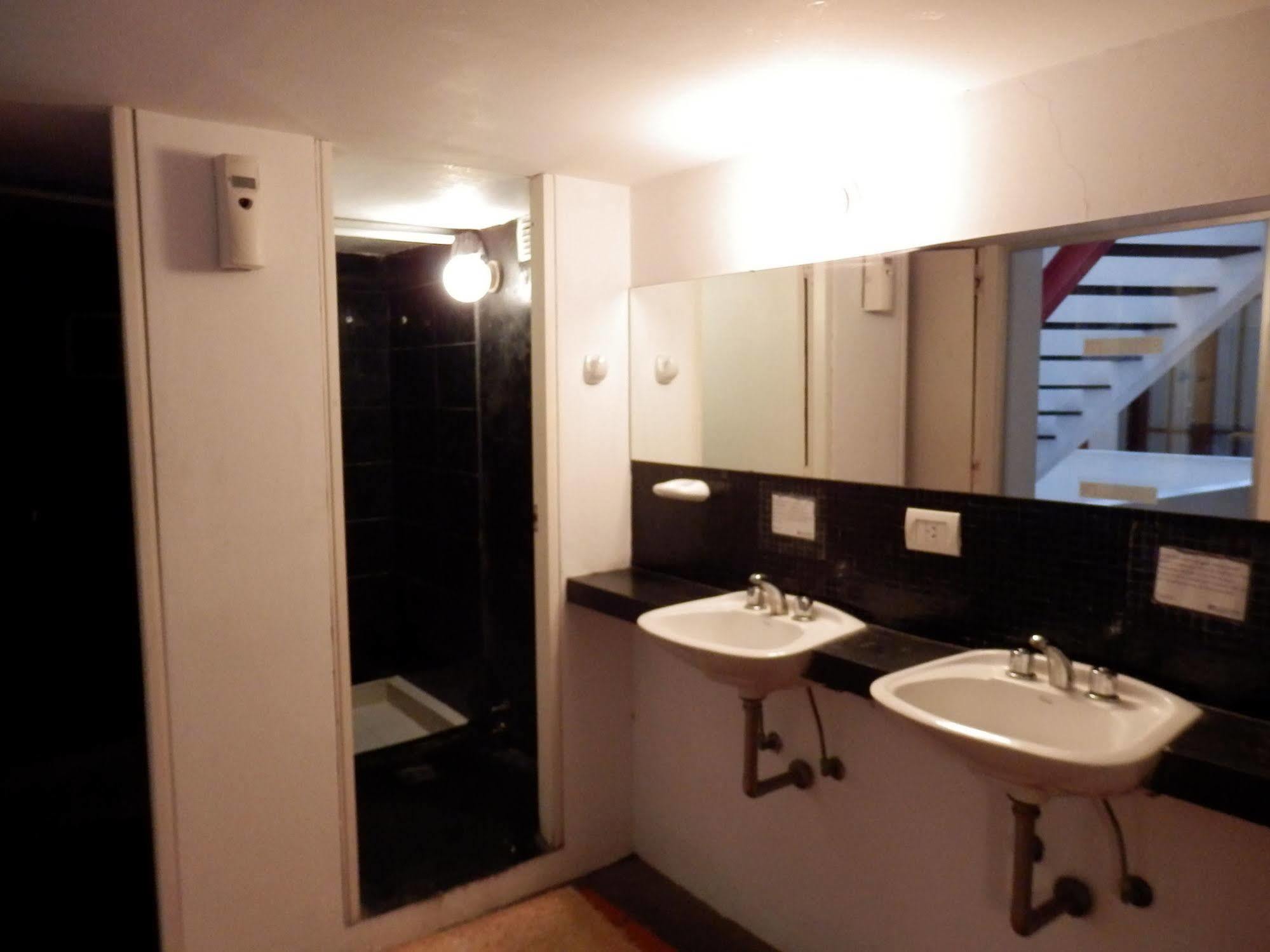 בואנוס איירס Bill And Bill Hostel מראה חיצוני תמונה